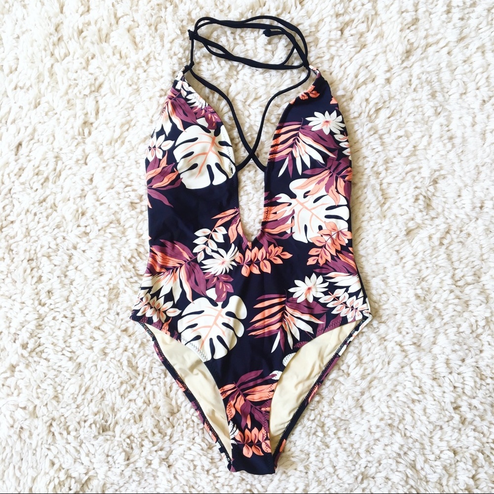 Cupshe One Piece Plunge Swimsuit S
